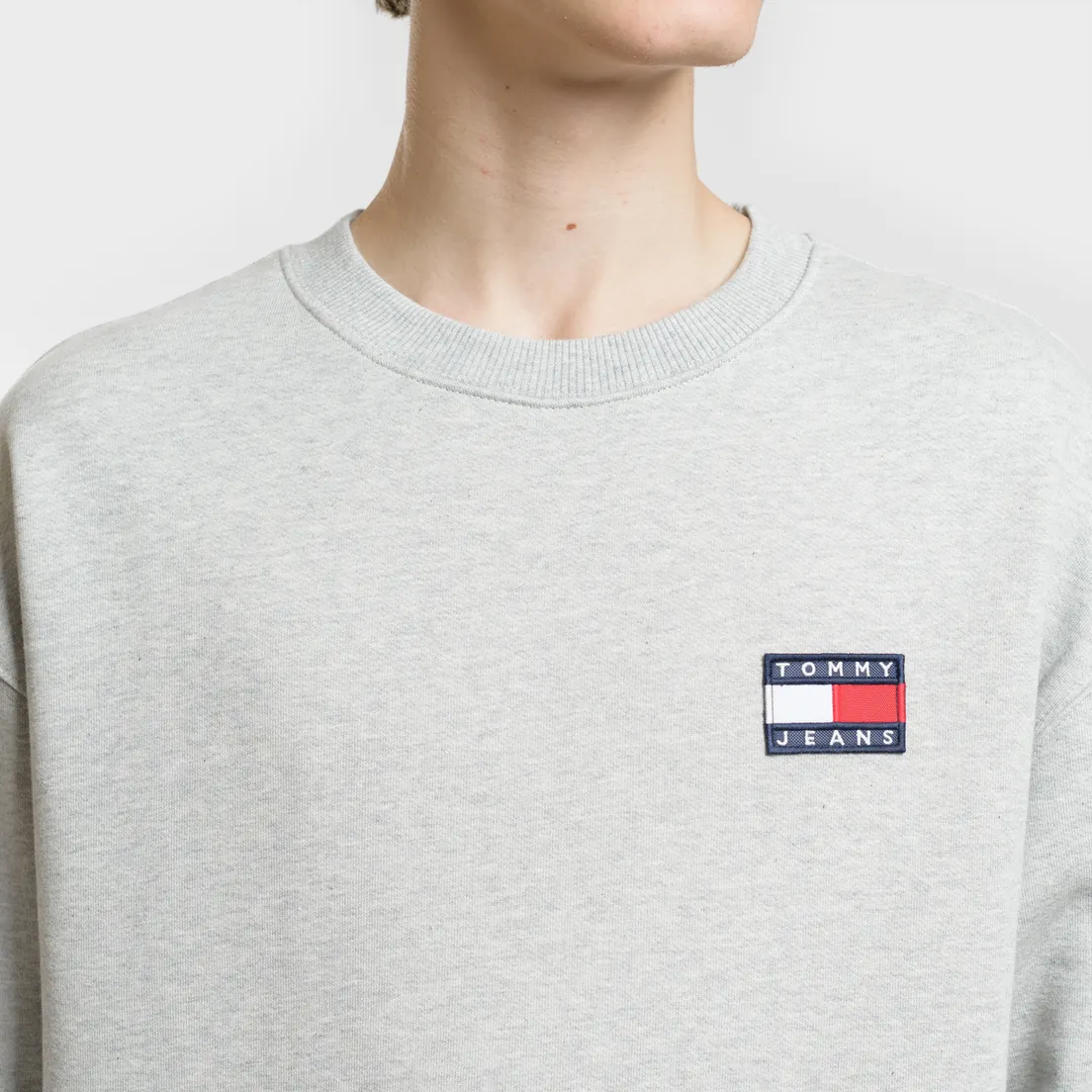 Tommy Jeans Мужская толстовка Tommy Badge Crew