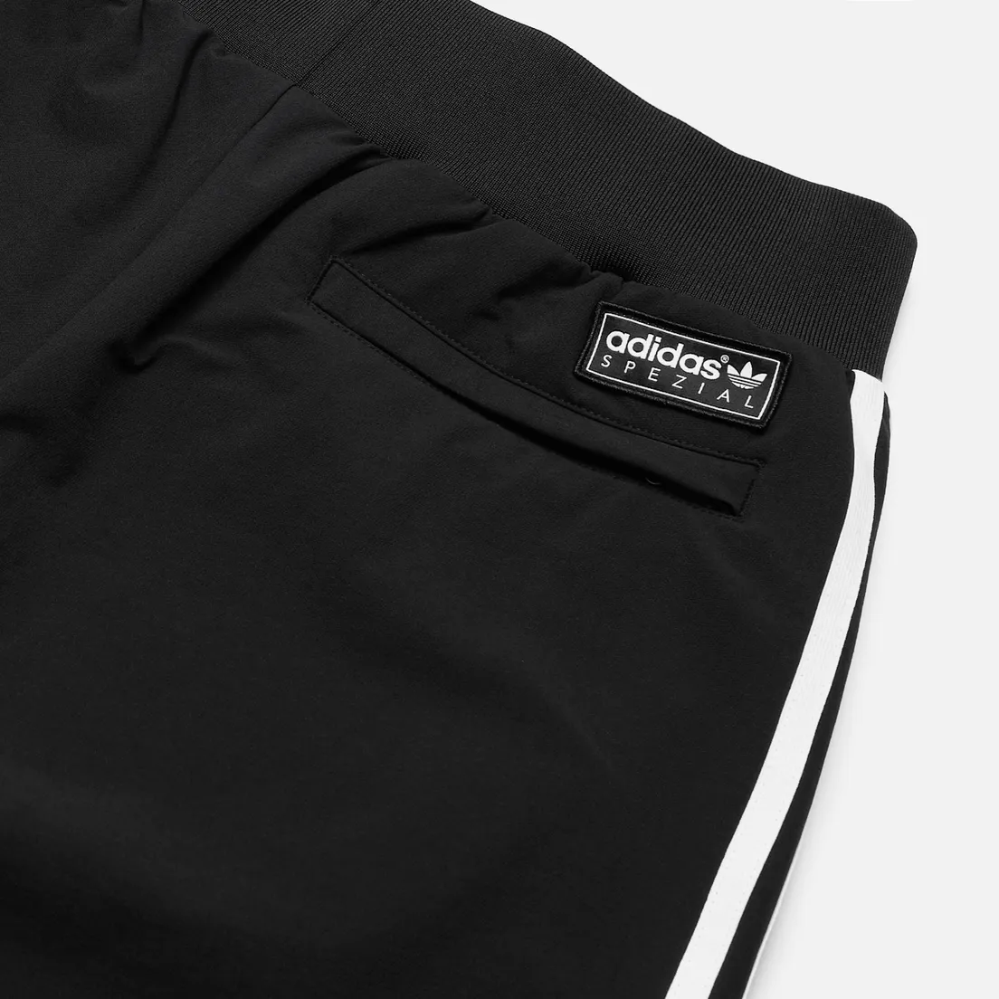 adidas Spezial Мужские брюки Pleckgate