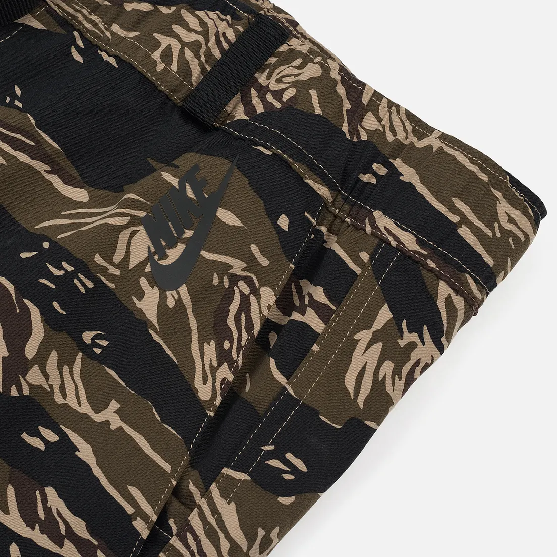 Nike Мужские брюки NikeLab Tiger Camo AOP