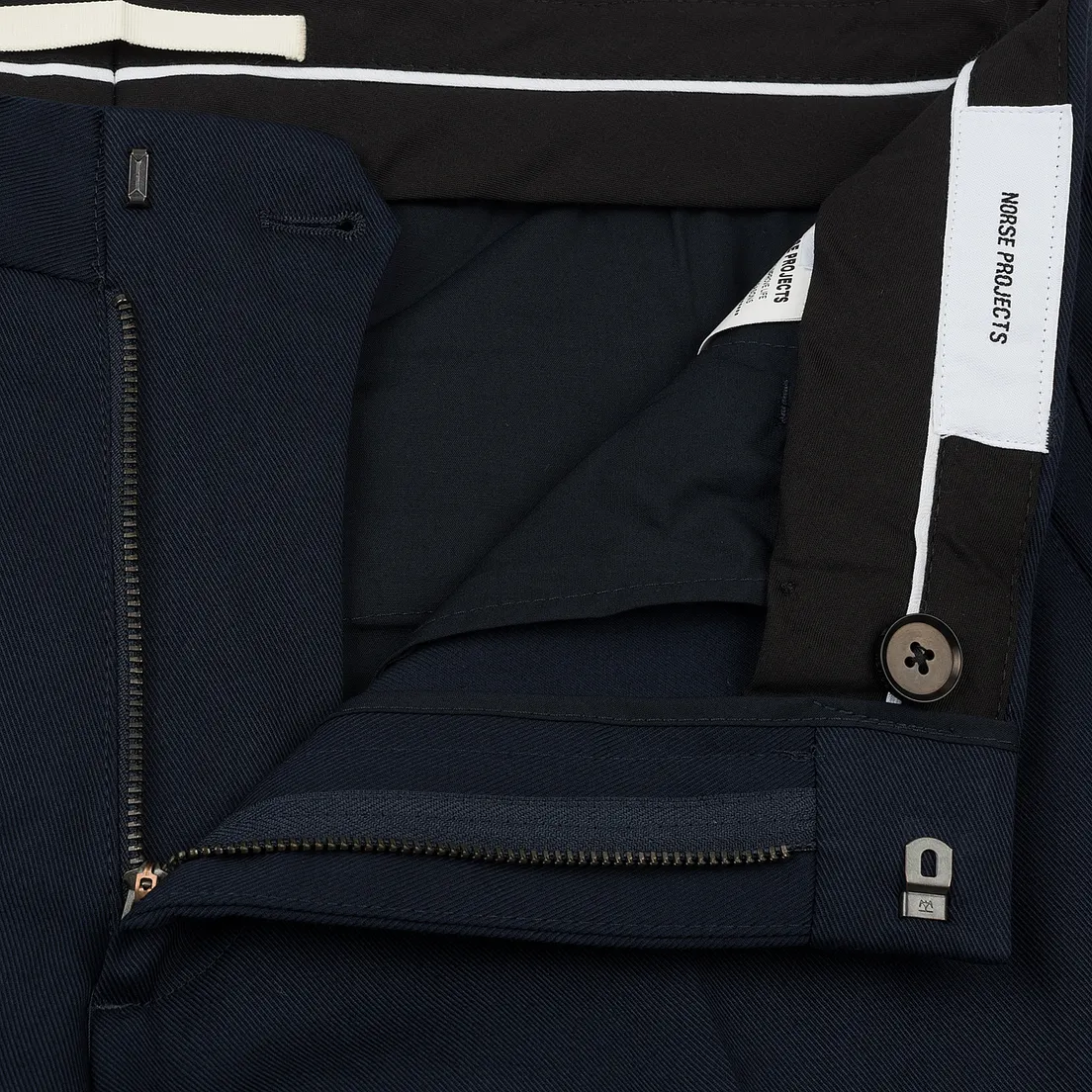 Norse Projects Мужские брюки Haga Stretch Twill