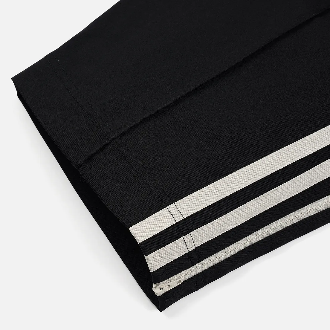 Y-3 Мужские брюки 3 Stripes Wool Satin Wide