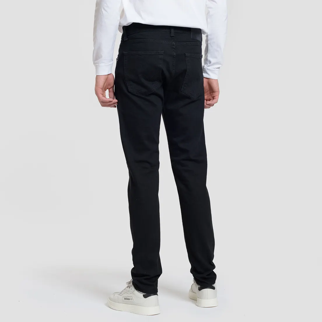 Edwin Мужские джинсы ED-85 CS Power Black Denim 12.25 Oz