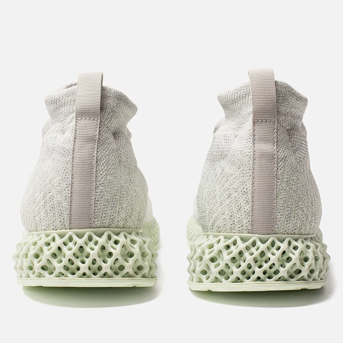 adidas Consortium Мужские кроссовки Runner Mid 4D