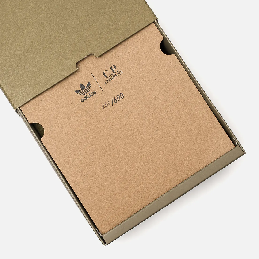 adidas Originals Мужские кроссовки x C.P. Company Kamanda MII
