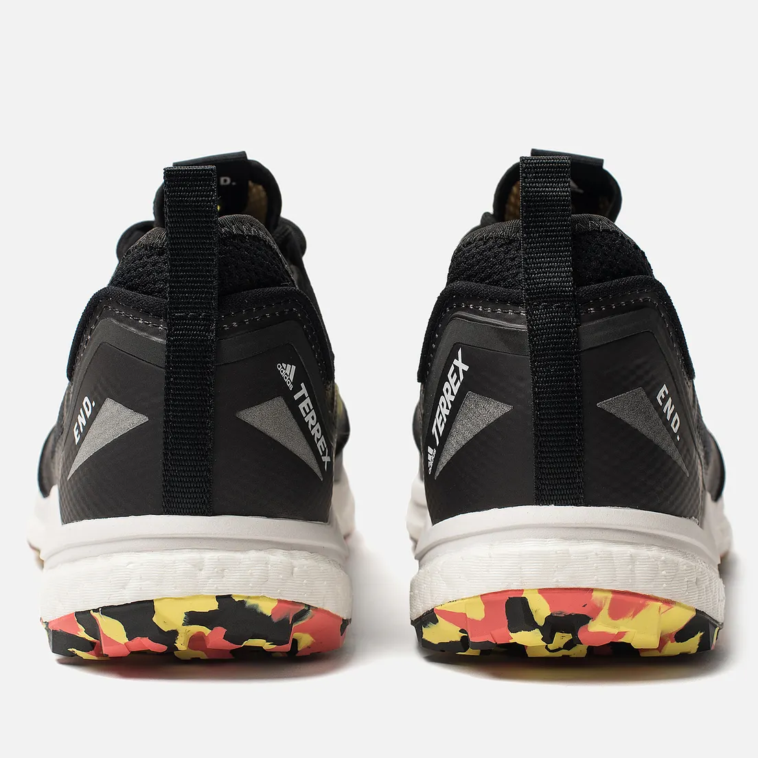 adidas Consortium Мужские кроссовки x END. Terrex Agravic XT