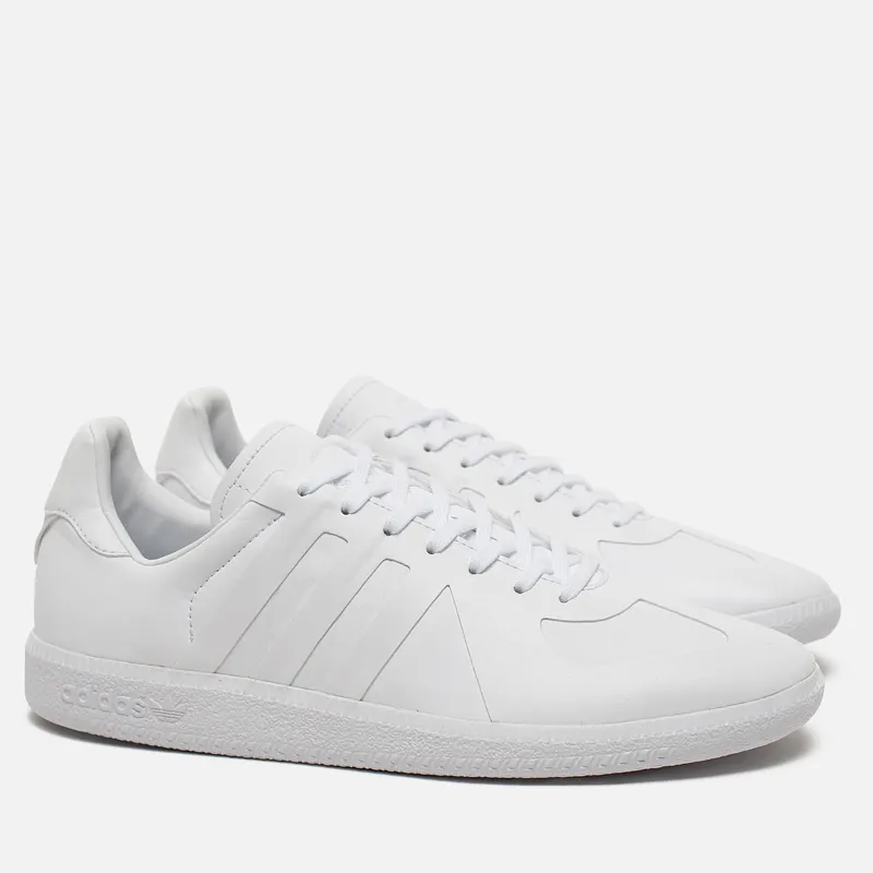 adidas Originals Мужские кроссовки x White Mountaineering BW