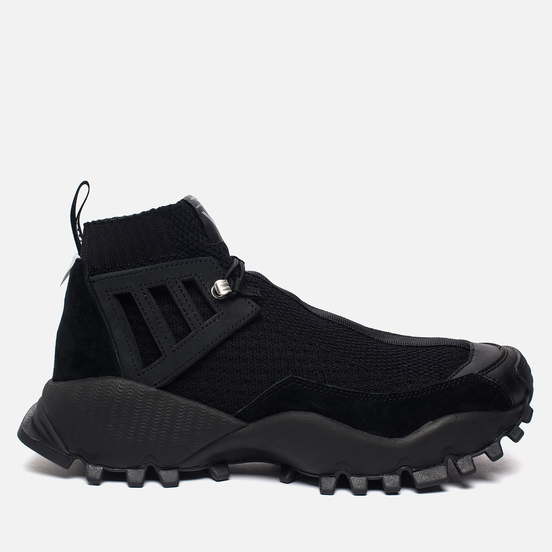 white mountaineering seeulater