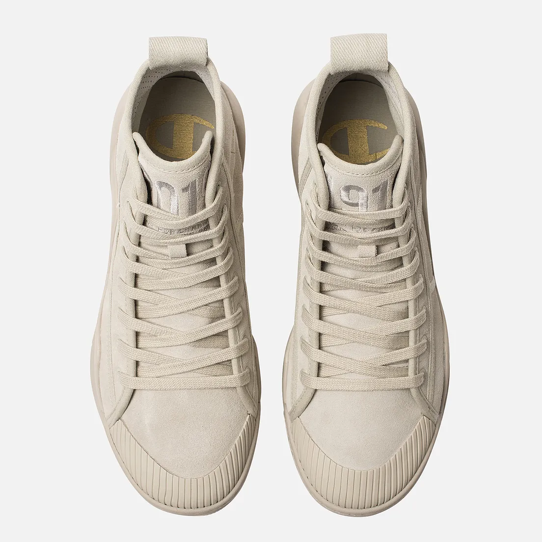 Casbia Мужские кроссовки x Champion Century