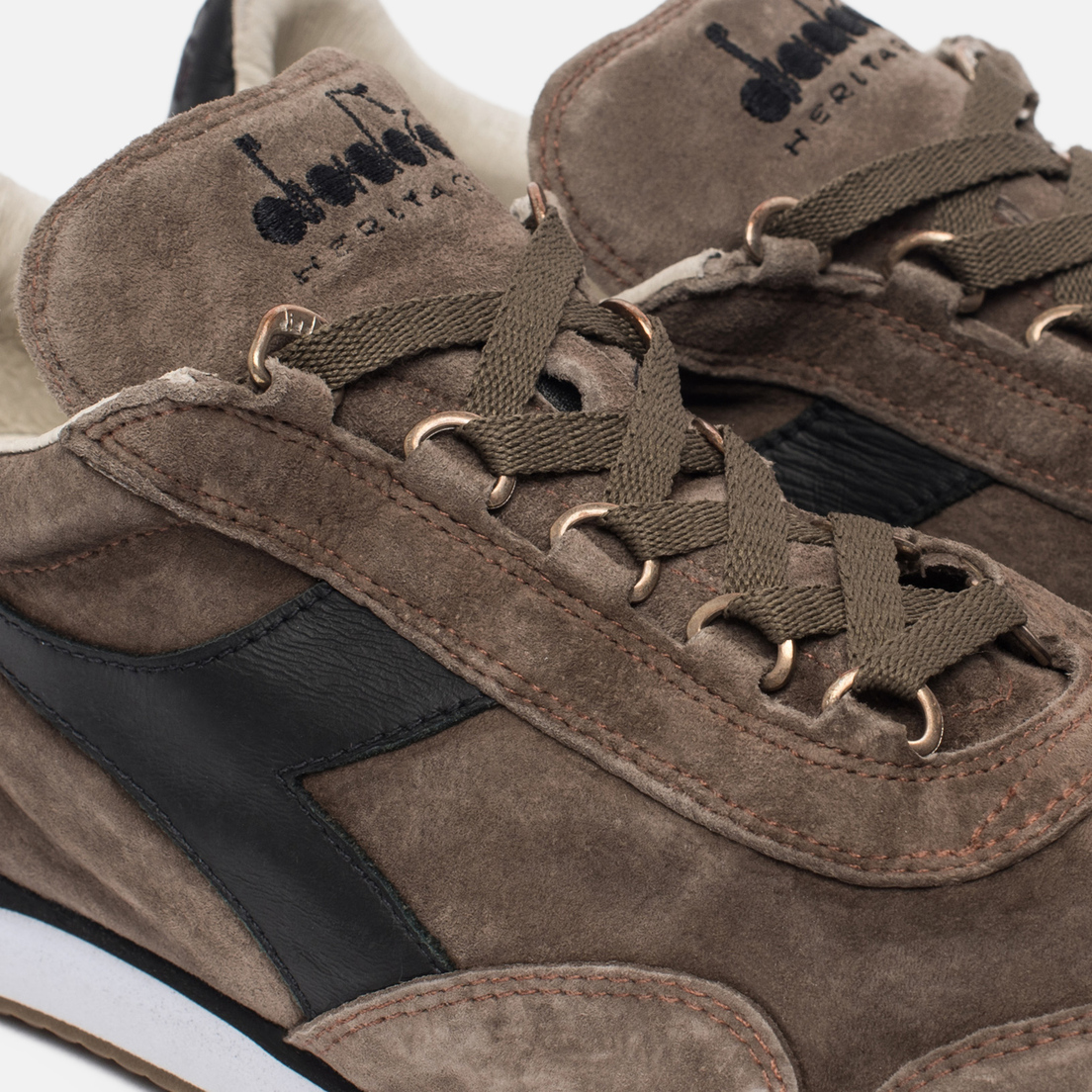 Diadora Heritage Equipe S. Stone Wash BN 156552 C5978