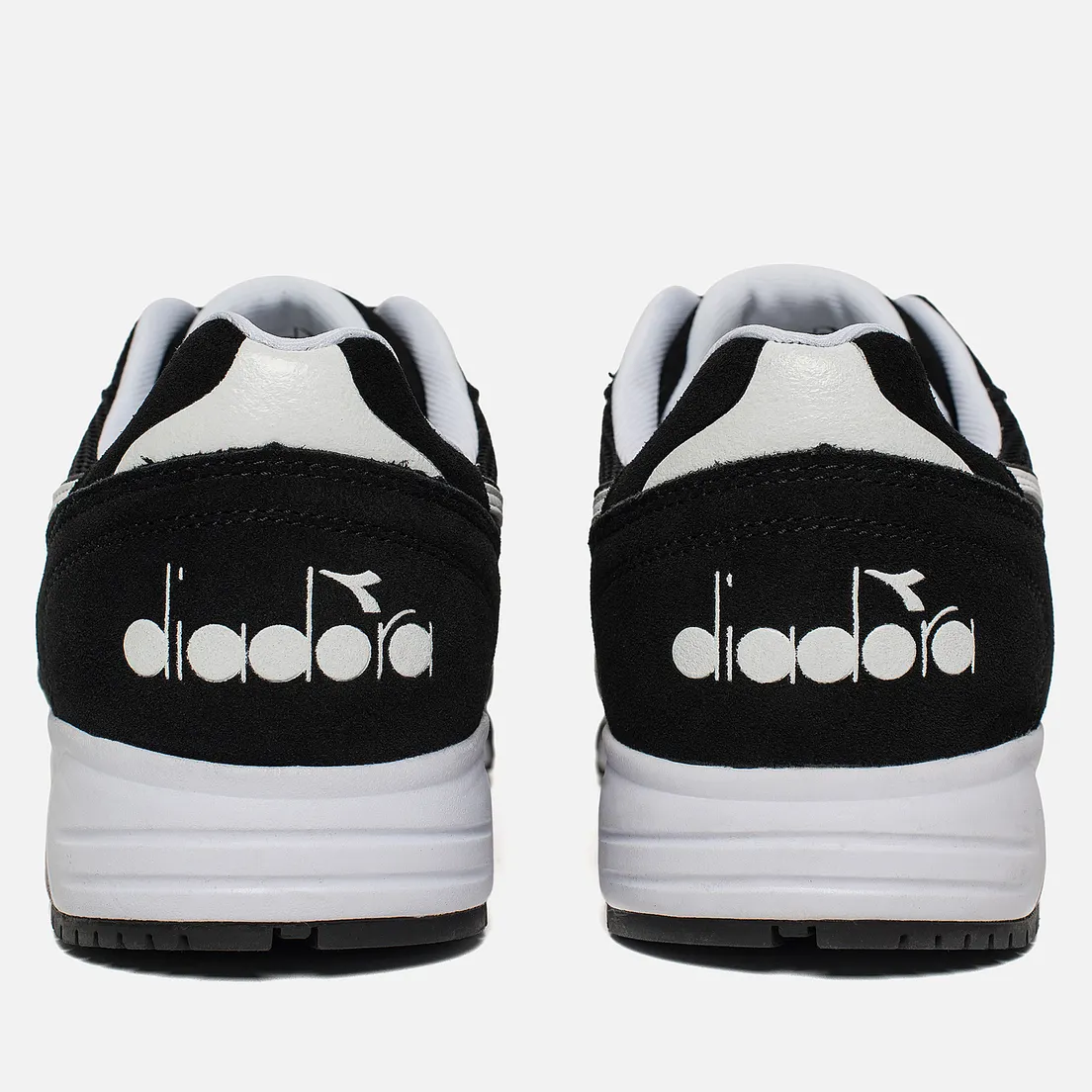 Diadora Мужские кроссовки N.902 S