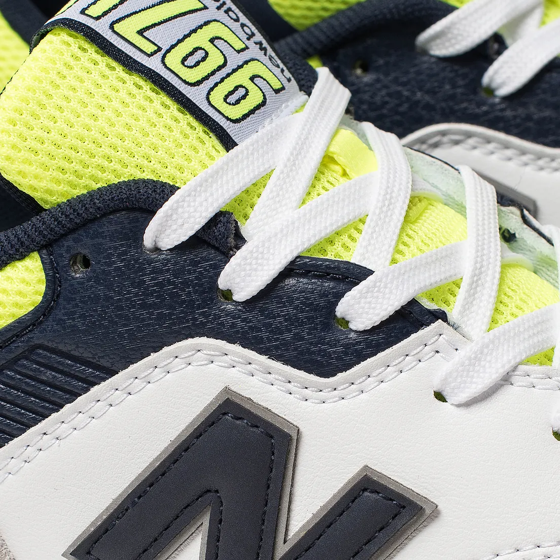 New Balance Мужские кроссовки CM997HCR
