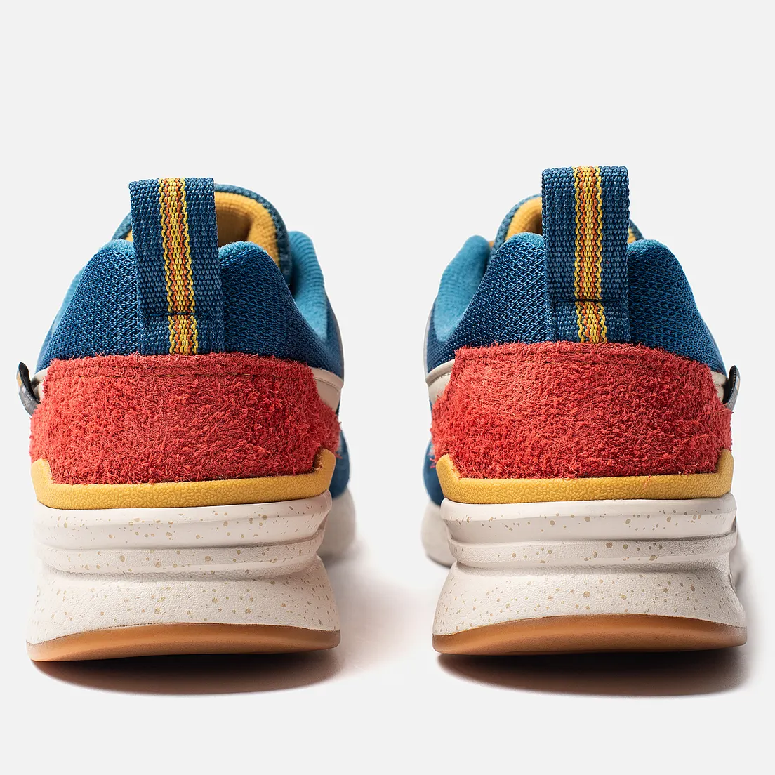 New Balance Мужские кроссовки CM997HFB Outdoor Pack