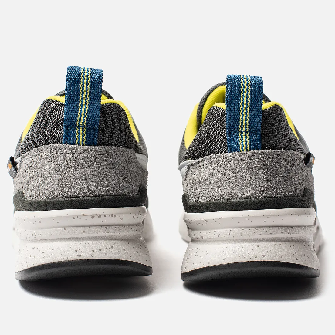 New Balance Мужские кроссовки CM997HFD Outdoor Pack