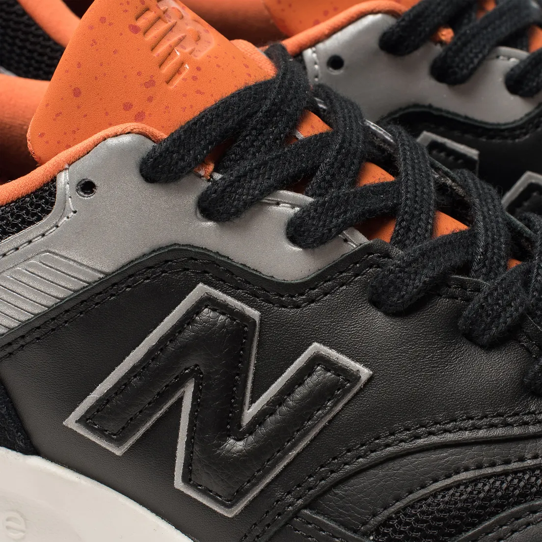 New Balance Мужские кроссовки CM997HGB