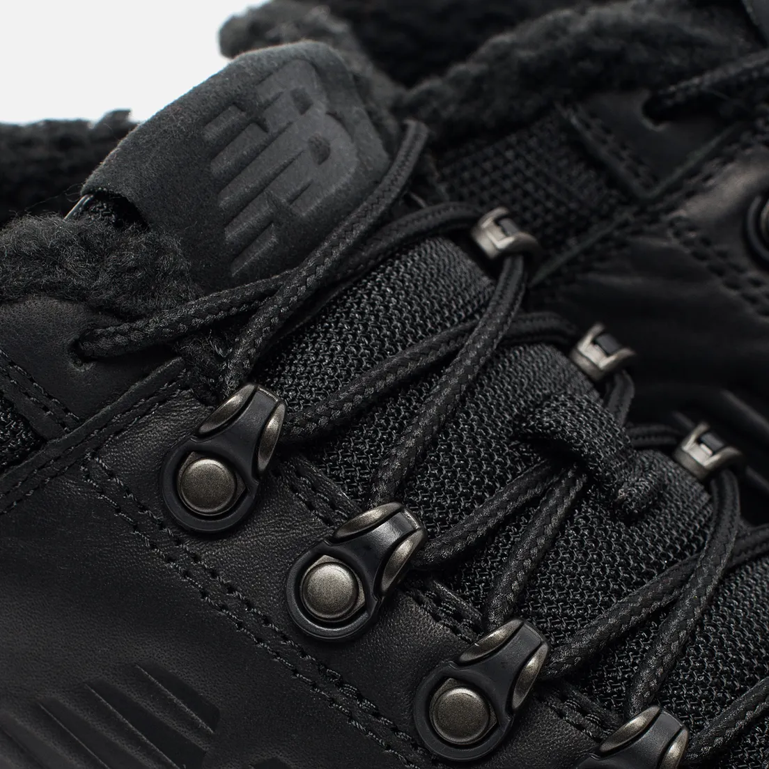 New Balance Мужские зимние кроссовки HL754BN