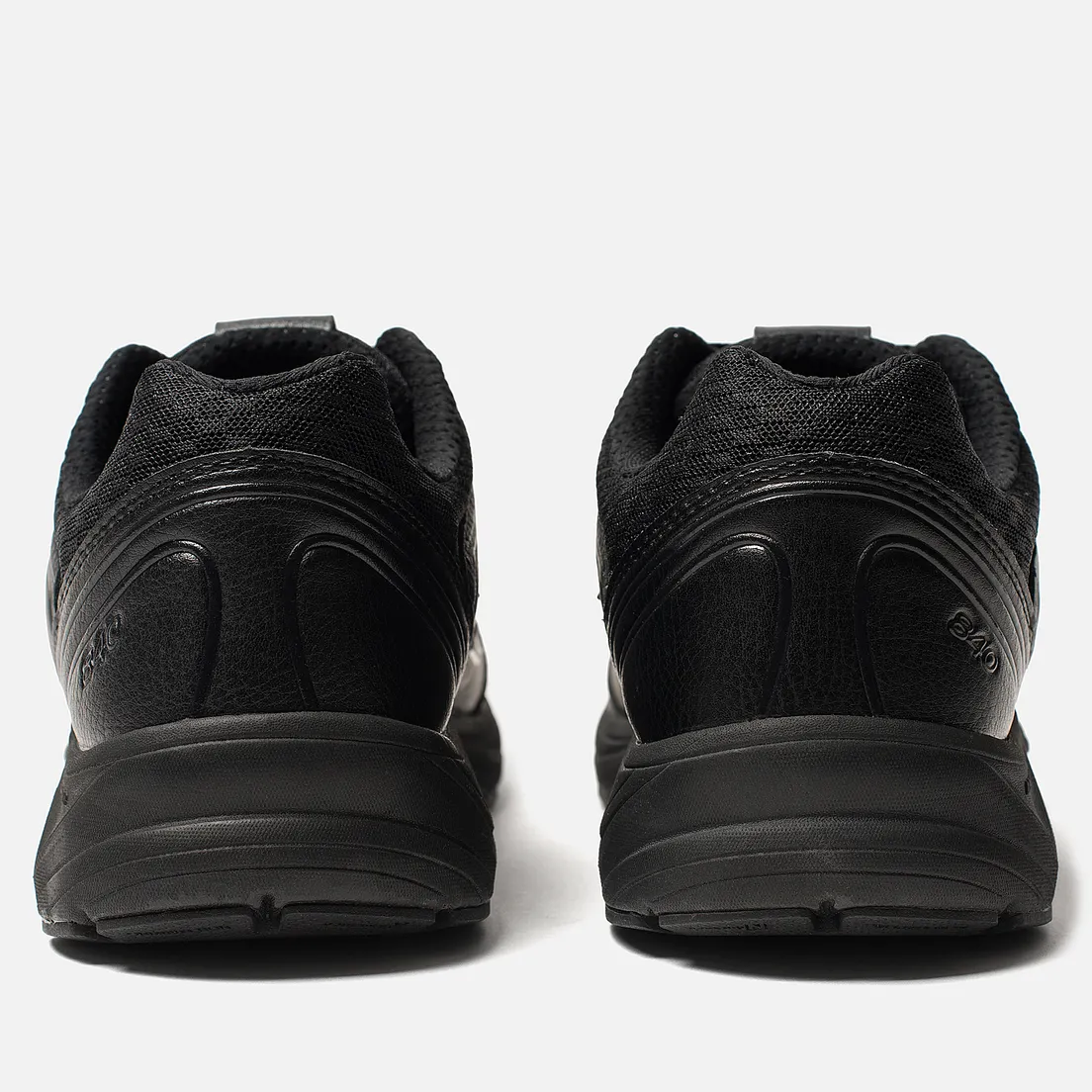 New Balance Мужские кроссовки MW840BK2