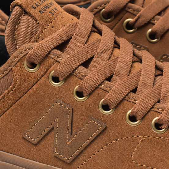 Мужские кроссовки New Balance NM379BWT Brown