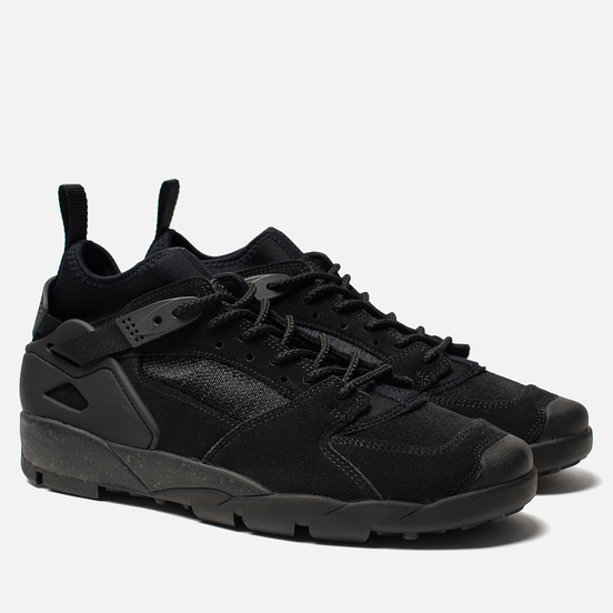 nike acg air revaderchi black
