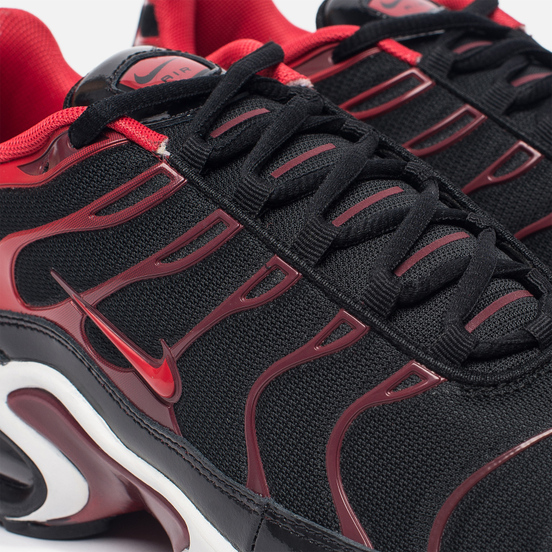 Мужские кроссовки Nike Air Max Plus Black/University Red/Team Red/White