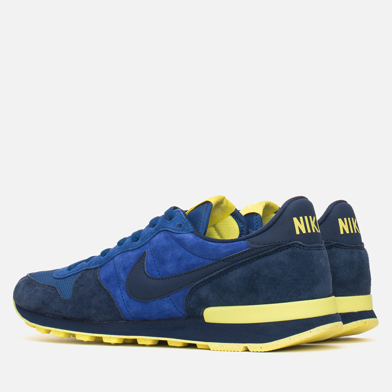 Nike internationalist yellow hot sale