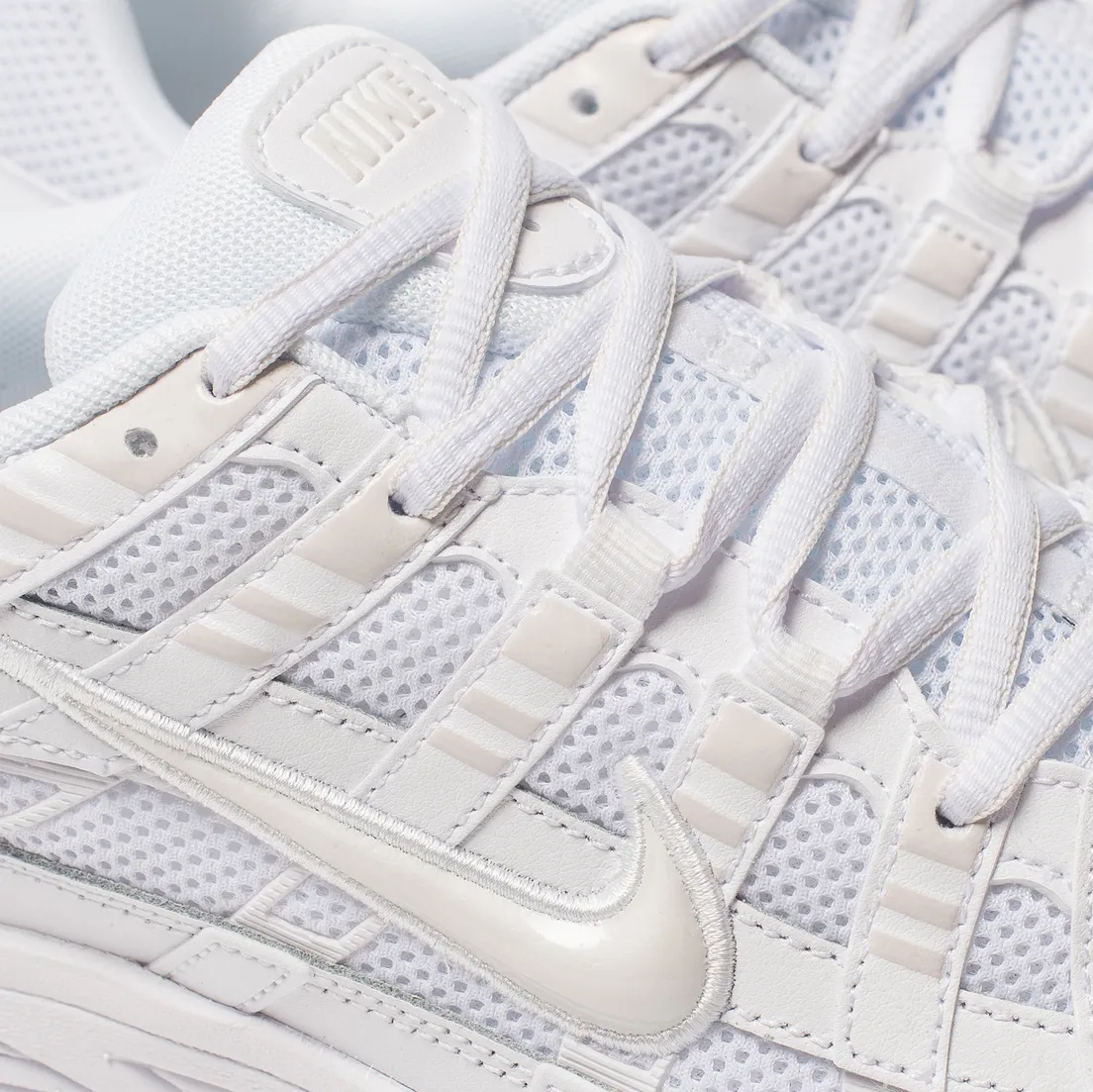 Nike Мужские кроссовки P-6000