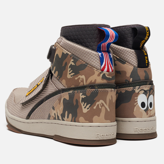 Кроссовки Reebok Alien Stomper U.S.C Light Sand/Black/Sand Stone