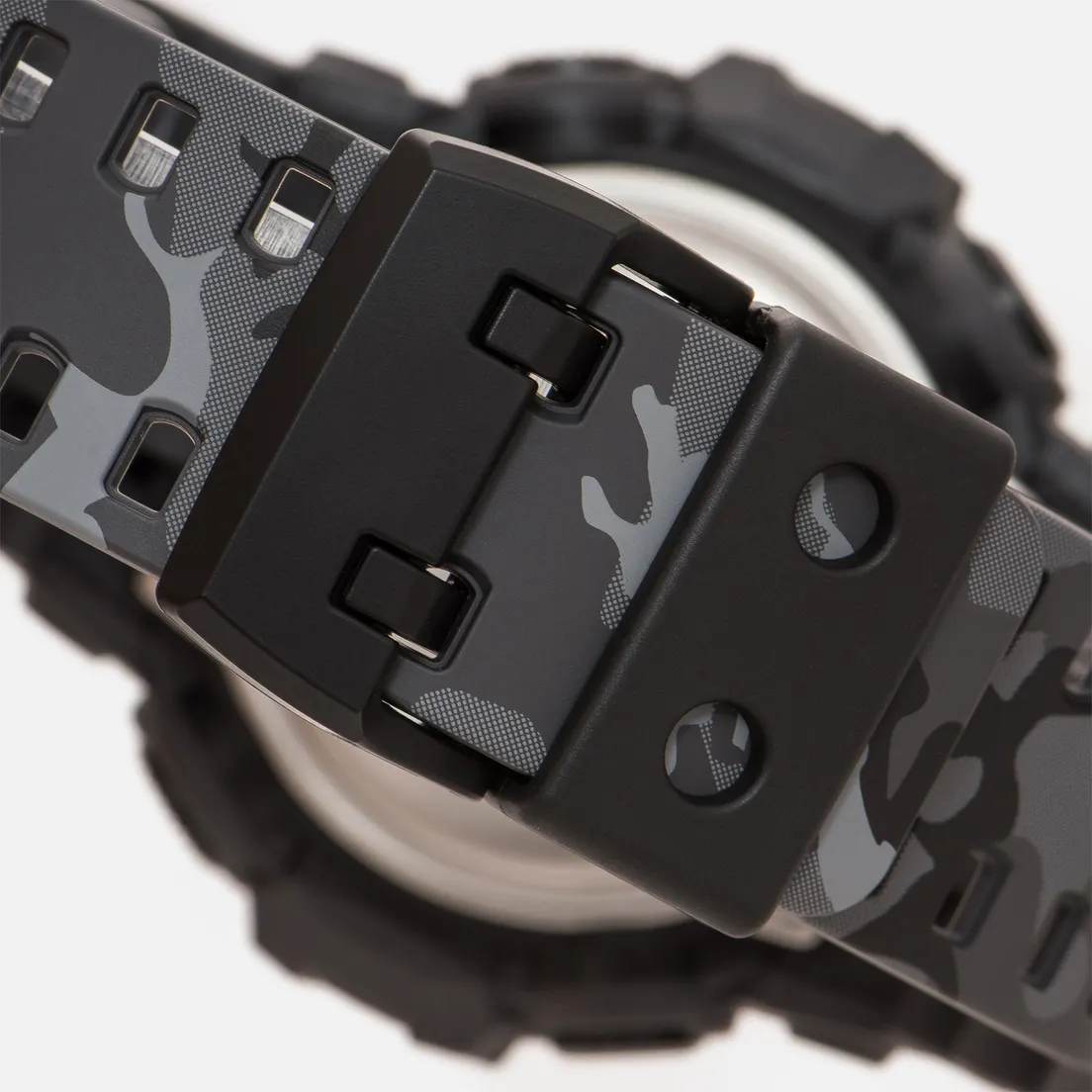 CASIO Наручные часы G-SHOCK GA-700CM-8A Camouflage Series