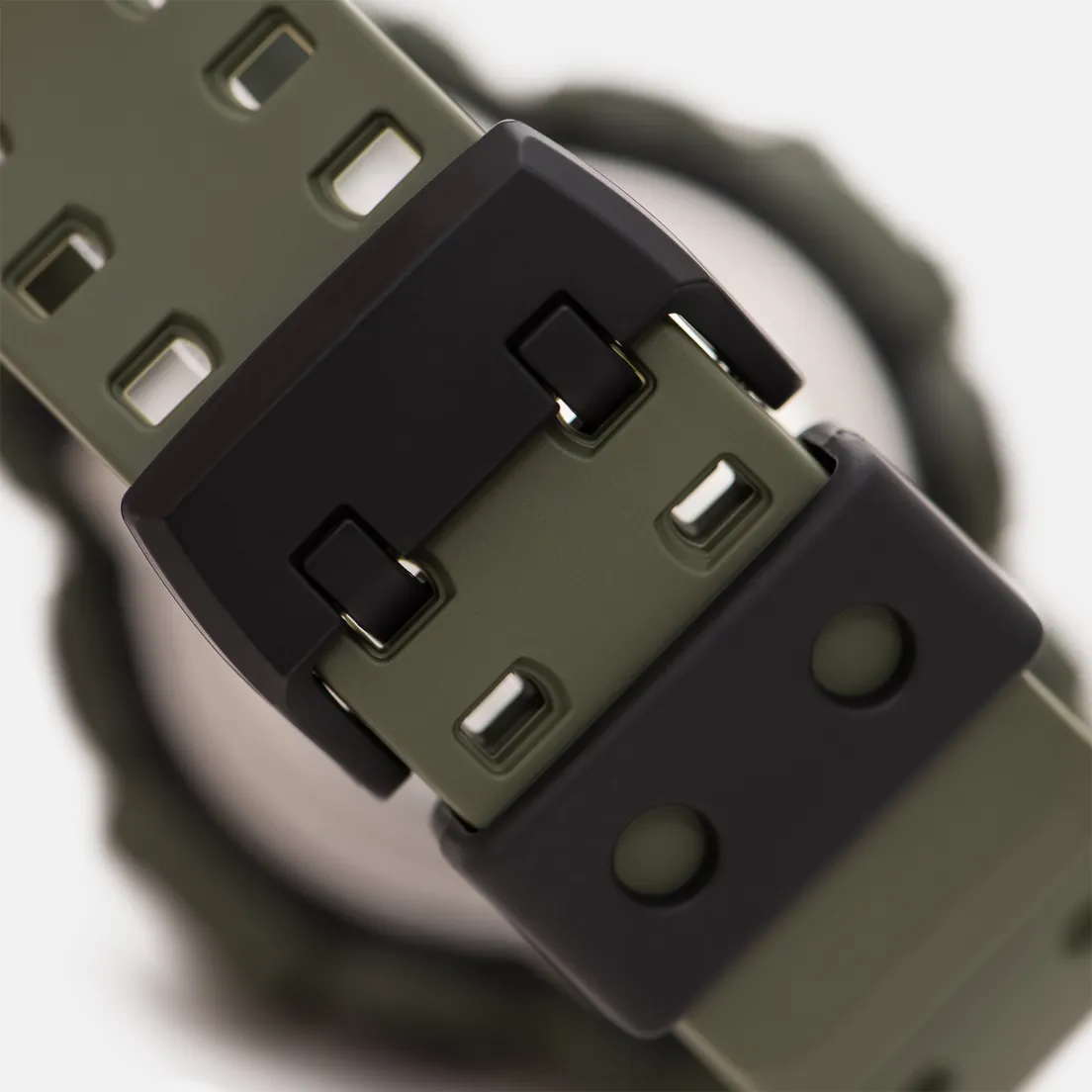 CASIO Наручные часы G-SHOCK GA-700UC-3A Utility Color Collection