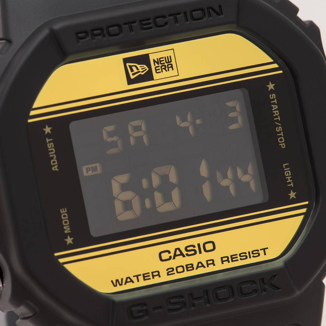 CASIO Наручные часы G-SHOCK x New Era DW-5600NE-1ER