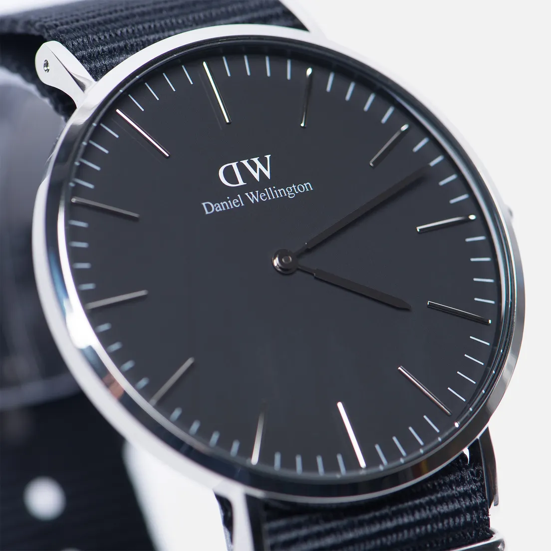 Daniel Wellington Наручные часы Classic Black Cornwall