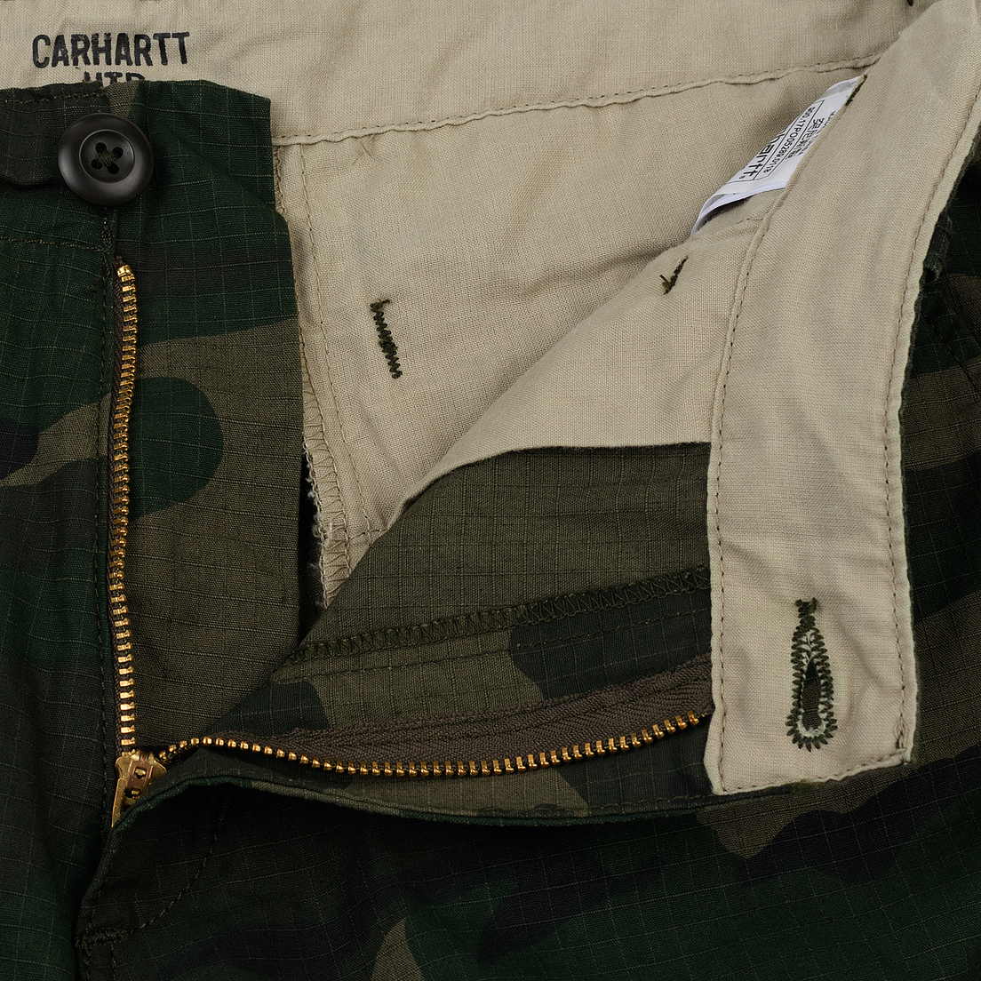 Carhartt WIP Мужские шорты Aviation Camo Combat