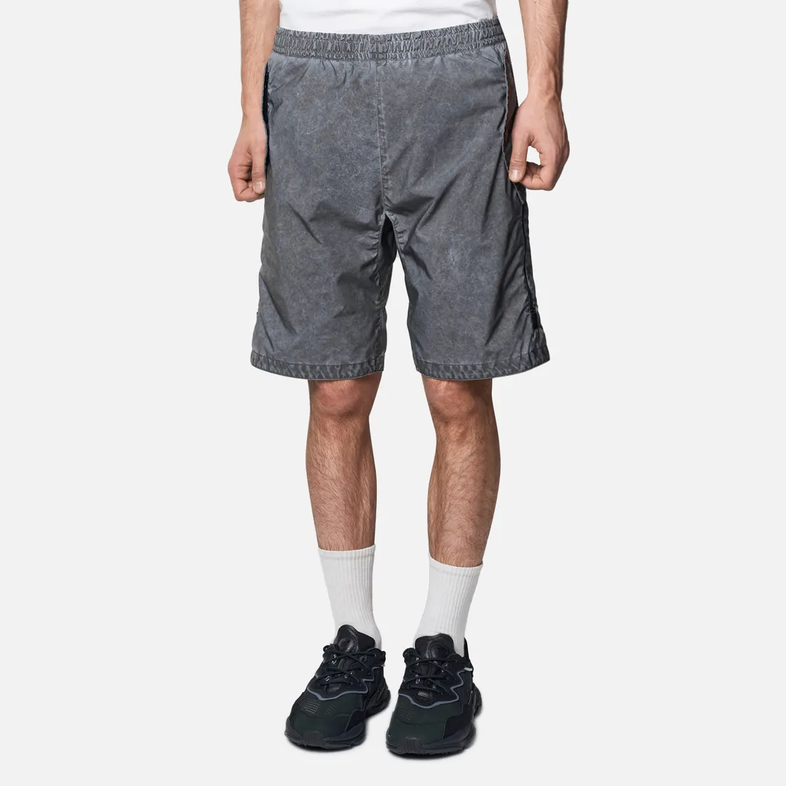 Stone Island Мужские шорты Plated Reflective Dust Colour Finish