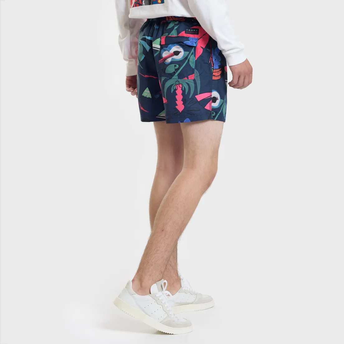 Tommy Jeans Мужские шорты Havana Beach Party Medium Drawstring Leaf Print