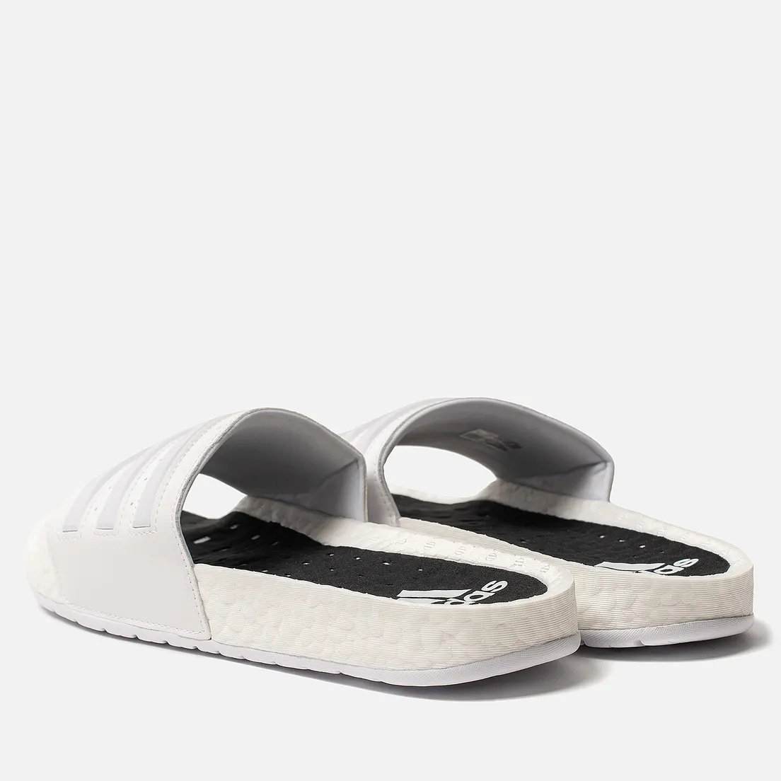 adidas Originals Сланцы Adilette Boost