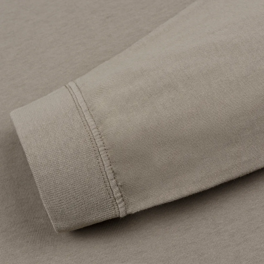 Edwin Мужской лонгслив Hazy Dreams Motto Garment Dyed Faded Out
