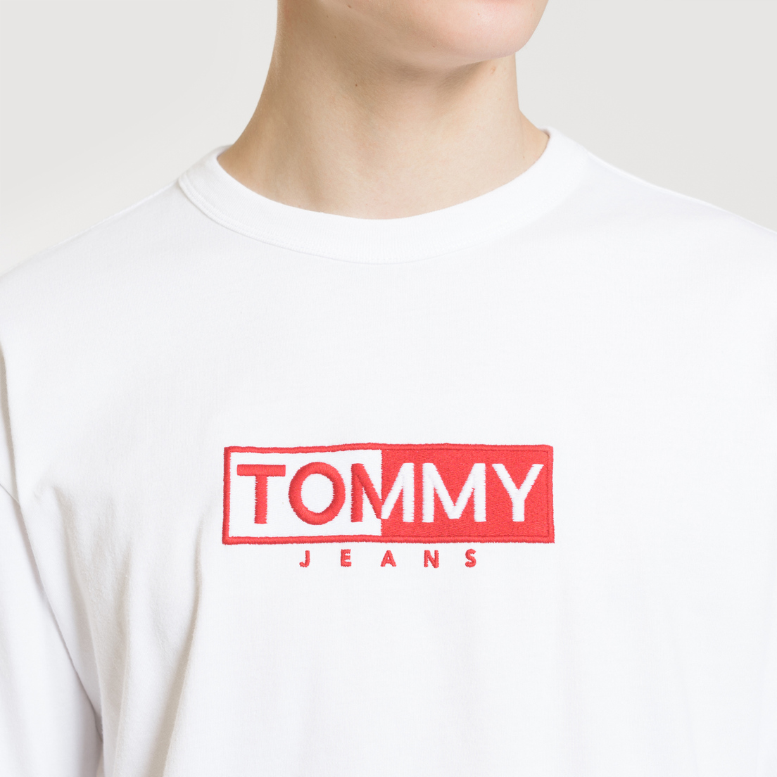 Tommy Jeans Мужской лонгслив Embroidered Logo