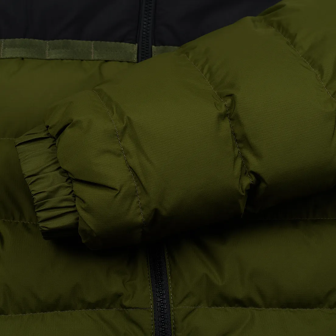 Lacoste Мужской пуховик Sport Colourblock Water-Resistant