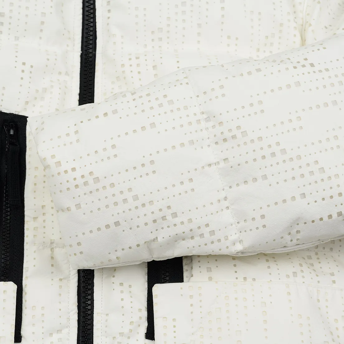 Stone Island Shadow Project Мужской пуховик Lasered Poly-Hide 2L Down