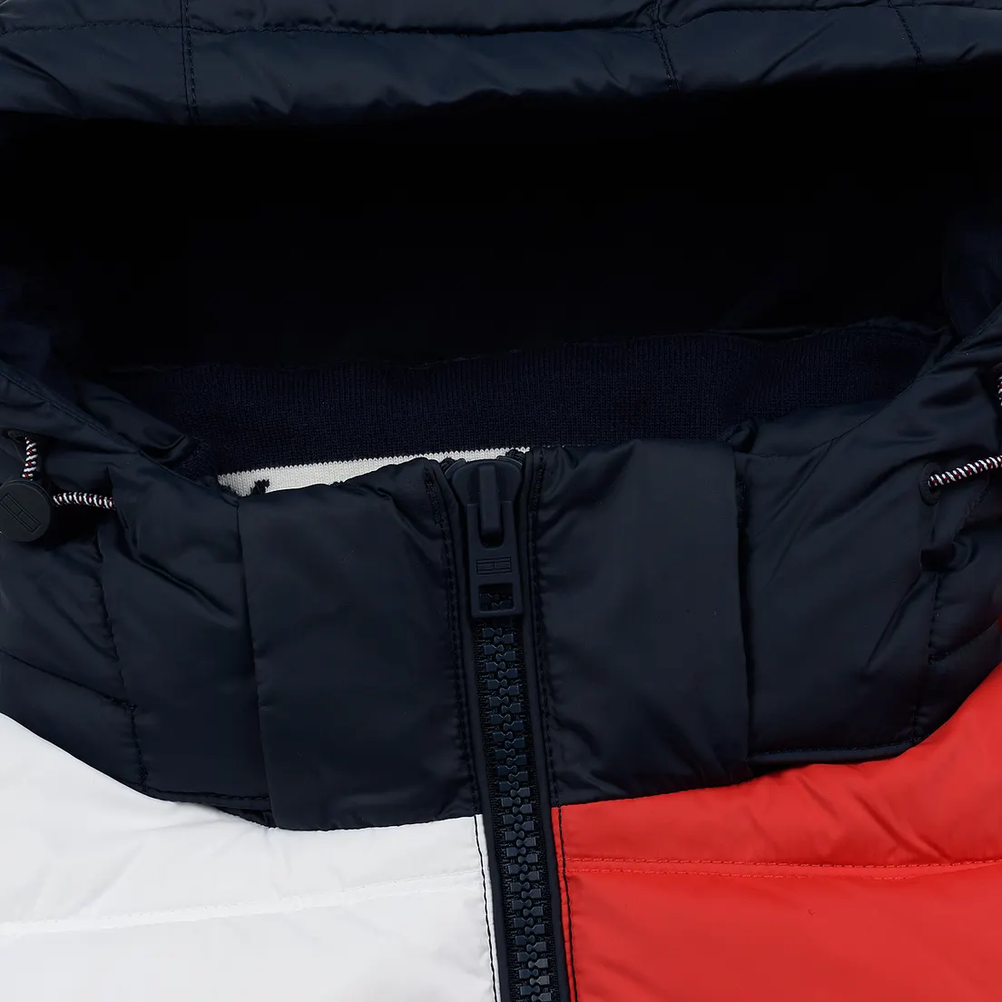 Tommy Jeans Мужской пуховик Essential Colour-Blocked Recycled Padded