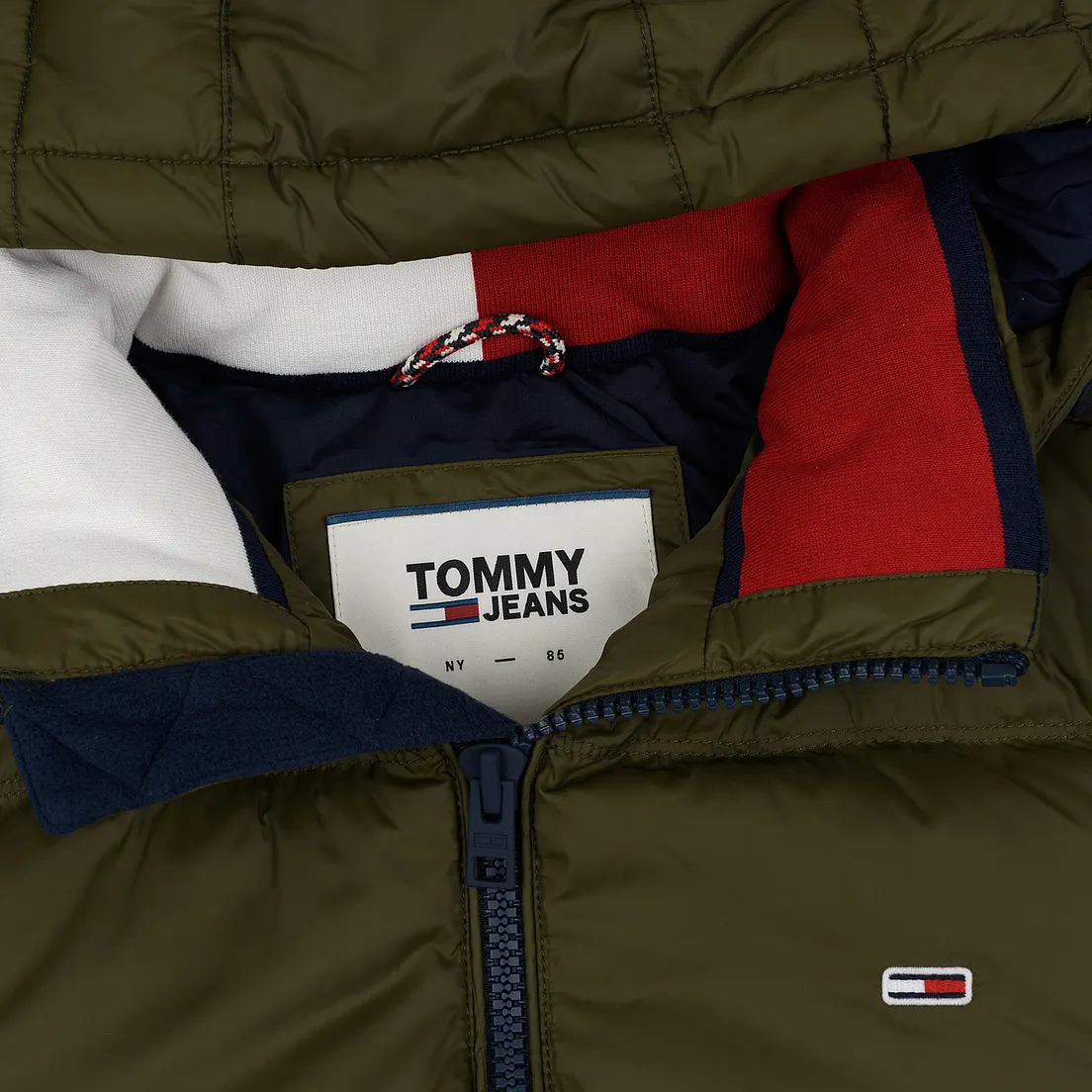 Tommy Jeans Мужской пуховик Essential Down Regular Fit