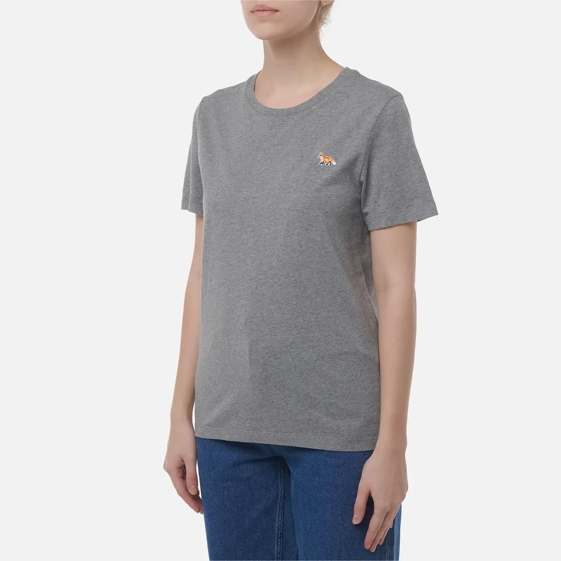 Maison Kitsune Женская футболка Baby Fox Patch Regular