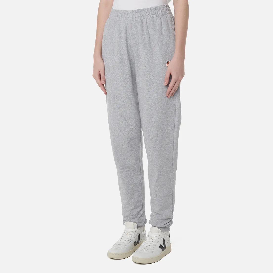 Maison Kitsune Женские брюки Fox Head Patch Regular Joggers
