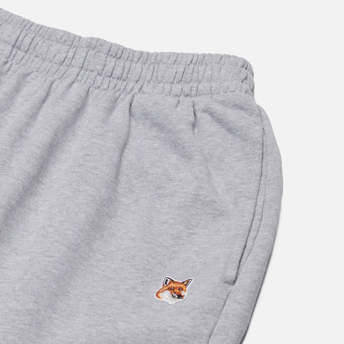 Maison Kitsune Женские брюки Fox Head Patch Regular Joggers