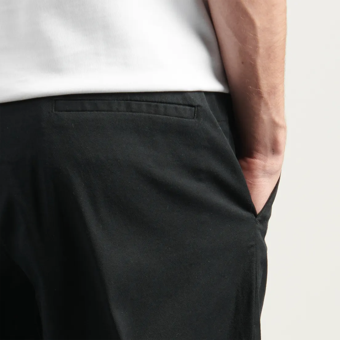Norse Projects Мужские брюки Norse Standard Wide Chino
