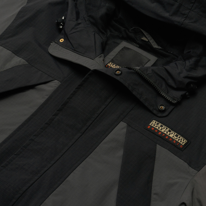 Мужская куртка Napapijri, цвет чёрный, размер S NA4G65041 Dru - фото 2