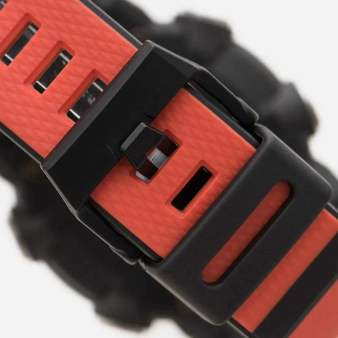 CASIO Наручные часы G-SHOCK GA-2000E-4ER Carbon Core Guard