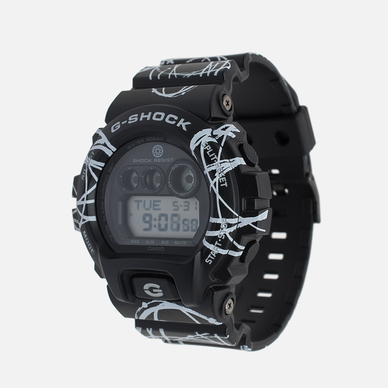 CASIO Наручные часы G-SHOCK x Futura GD-X6900FTR-1E