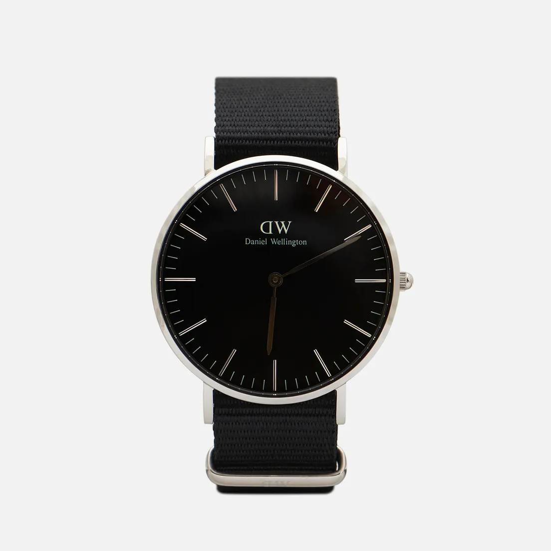 Daniel Wellington Наручные часы Classic Cornwall