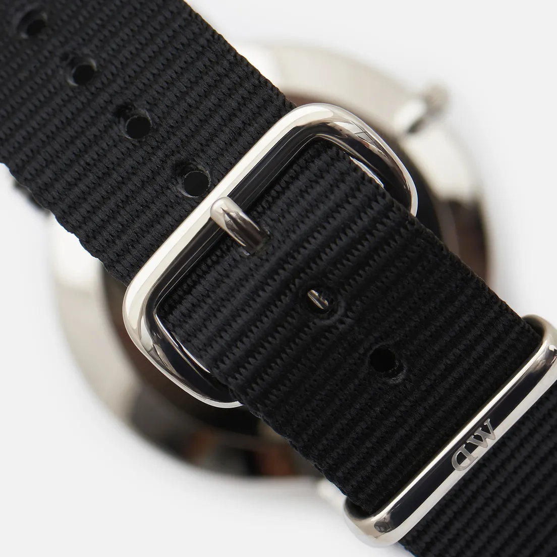Daniel Wellington Наручные часы Classic Cornwall