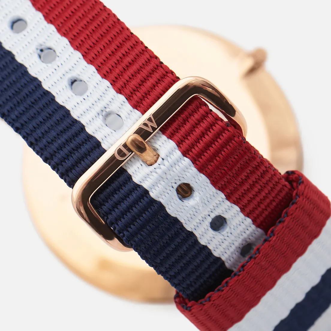 Daniel Wellington Наручные часы Classic Cambridge